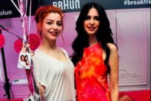B&uuml;t&uuml;n kızlar toplandı...