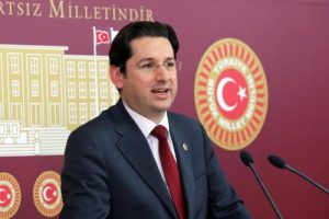 Bursalı vekilden 'Babalar G&uuml;n&uuml;'ne &ouml;zel bomba!