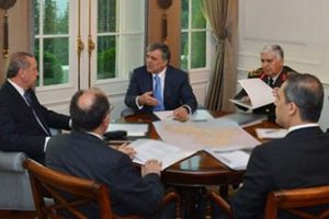 Musul baskını i&ccedil;in iki flaş yorum