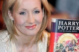 Harry Potter yazarından rekor bağış...
