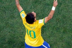 Neymar Pele'yi ge&ccedil;ti!