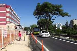 Bursa'da o yol trafiğe a&ccedil;ıldı