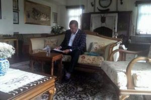 Baba evinde s&uuml;rpriz g&ouml;r&uuml;şme talebi