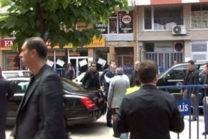 Erdoğan cuma namazını baba ocağında kıldı