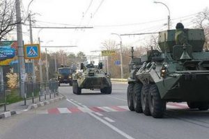 Rus tankları Ukrayna'ya girdi iddiası