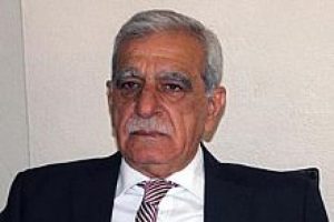 Ahmet T&uuml;rk'ten bomba iddia!