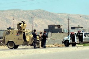 Irak ordusu g&ouml;n&uuml;ll&uuml;lere kapılarını a&ccedil;tı