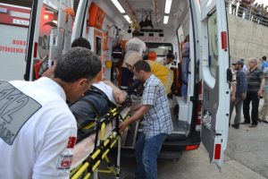 Gemlik'te kaza: 3 yaralı
