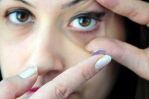 "Kontakt lensle y&uuml;zmeyin" uyarısı