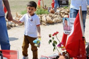 En buruk "Babalar G&uuml;n&uuml;"