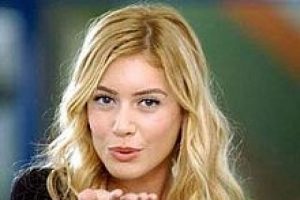 Sinem Kobal'ın yeni partneri...