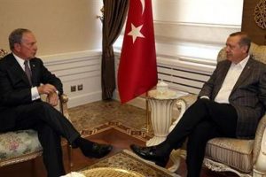 'Obama ile neden g&ouml;r&uuml;şm&uuml;yor' eleştirisine yanıt