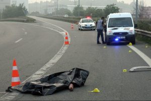 Bursa'da akılalmaz &ouml;l&uuml;m! Kaza mı cinayet mi?
