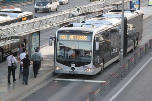 Metrob&uuml;s&uuml;n bu durağı kapatılıyor!