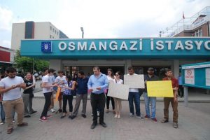 Bursa'da ulaşıma zam protestosu
