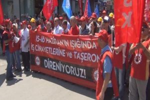 DİSK Soma'da y&uuml;r&uuml;d&uuml;