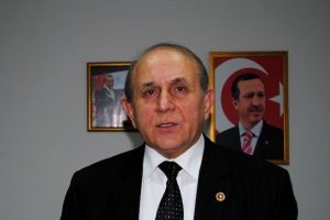 "Kılı&ccedil;daroğlu Ekmeleddin Bey'i yolda g&ouml;rse tanımaz"