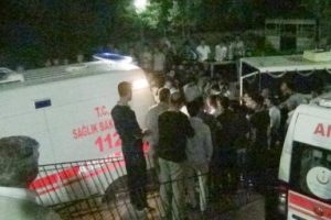 Tavana bağladığı iple intihar etti