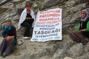 Taş ocağı eylemi yapan k&ouml;yl&uuml;lere m&uuml;dahale