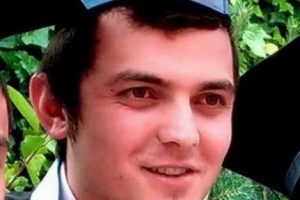 Arkadaşları onun i&ccedil;in eylem yaptı