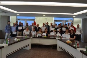 Girişimci adayları sertifikalarını aldı