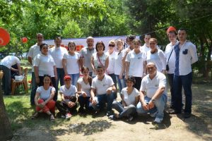 &Ouml;zhan'dan l&ouml;semili &ccedil;ocuklar i&ccedil;in piknik