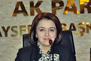 Kayseri'de AK Parti kadın kolları da istifa etti
