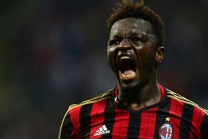 Muntari'den 2 yıllık imza