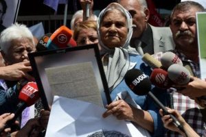 31 yıl sonra oğlunun mektubunu g&ouml;rd&uuml;