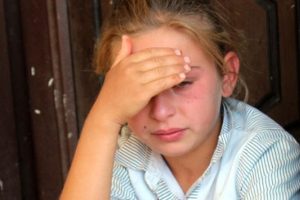 Elif babasını bekliyor ama...