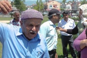 İlk kez helikopter g&ouml;ren amcanın Erdoğan sevgisi