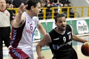 TBF uyudu, Beşiktaş a&ccedil;ıkta kaldı