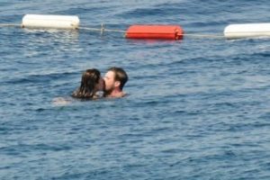 Kıvan&ccedil; Tatlıtuğ-Başak Dizer &ccedil;ifti Bodrum'da...