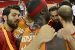 Galatasaray ma&ccedil;a &ccedil;ıkmayacak