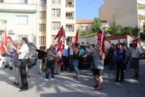 İzmir'de Balyoz'da 10 tahliye