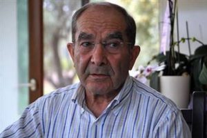 &Ouml;zk&ouml;k: Seve seve giderim