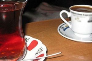 Yemekte &ccedil;ay ve kahve i&ccedil;meyin!