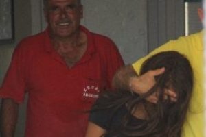 Okumak istediği i&ccedil;in şiddet g&ouml;rd&uuml;