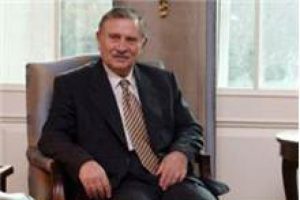 Eski başbakan hastaneye kaldırıldı