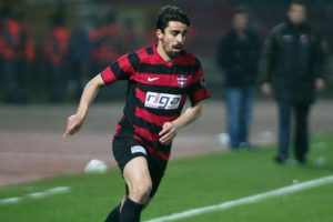 Turgut Doğan Şahin imzalıyor!