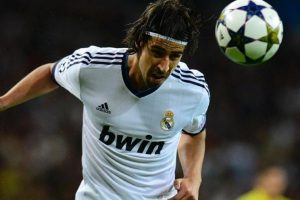 Liverpool Khedira i&ccedil;in harekete ge&ccedil;ti