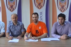 Cansın Hacıbekiroğlu İneg&ouml;l Belediyespor'da