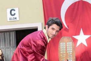 Okul birinciliği elinden alınan Işıtan'a liseli desteği