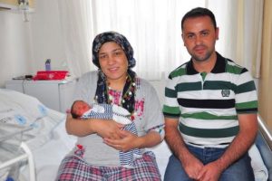 8 yıl sonra gelen  "ikiz" mutluluk