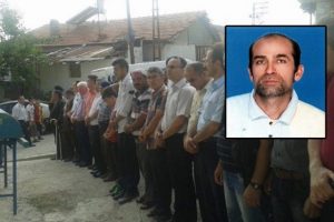 Maden iş&ccedil;isi toprağa verildi!