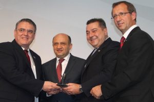"Muhalefet &ccedil;atıya &ccedil;ıkacak ismi buldu"