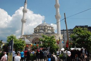 Kosova'da ''İsa Bey Camisi'' a&ccedil;ıldı