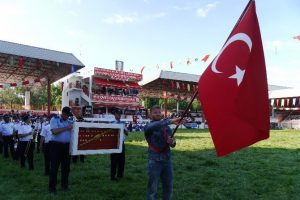 Tarihi Kırkpınar Yağlı G&uuml;reşleri başladı
