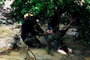 İkisi &ccedil;ocuk 12 kişi &ouml;ld&uuml;
