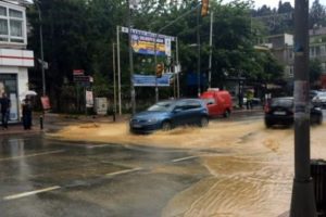 İstanbul'da yağmur ve dolu etkili oldu